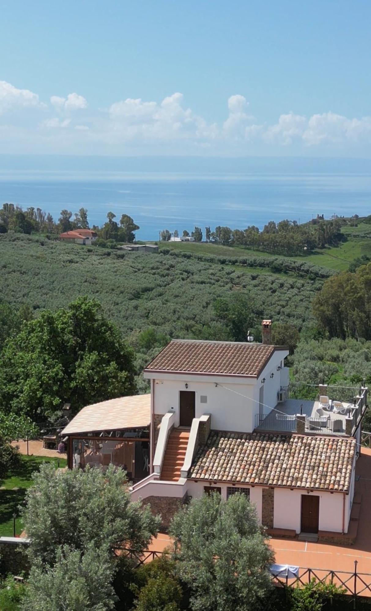 לינה וארוחת בוקר ג'יצריה Casale Calabria מראה חיצוני תמונה